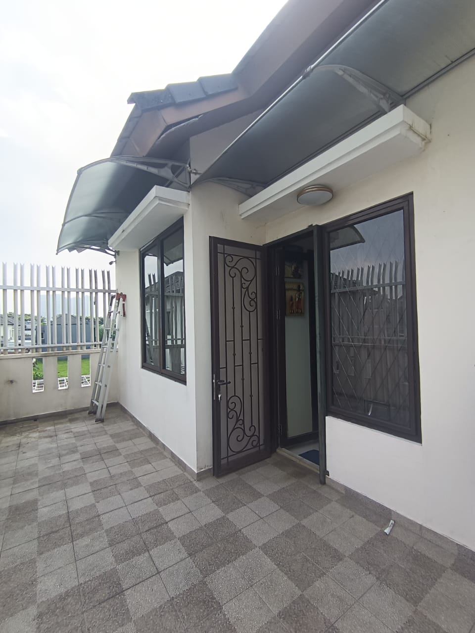 Rumah Disewakan di Summer Blis Lippo Cikarang 